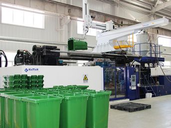 플라스틱 사출기