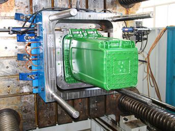 플라스틱 사출기